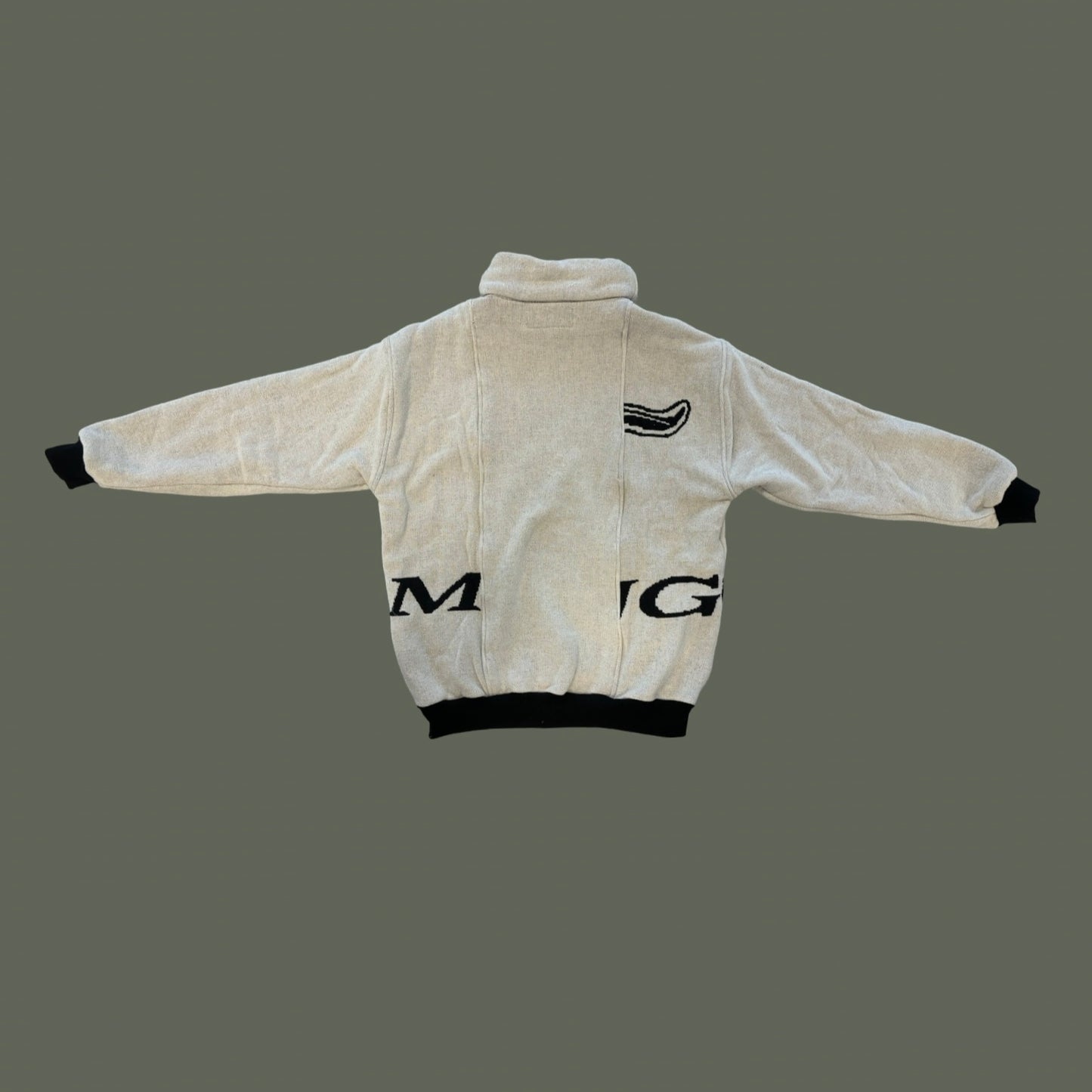 Mustang Tapestry Sweatshirt SIZE L